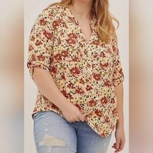 🏵🌻Torrid 3/4 Sleeve Fall Floral Blouse in Red and Cream🌼